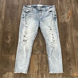 TORRID Boyfriend Light Wash Distressed Denim Jeans Size 14